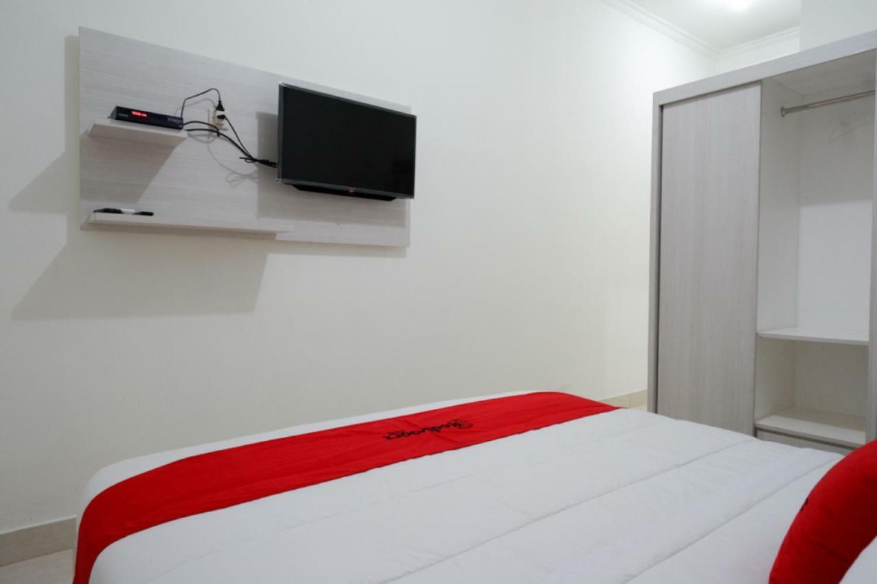 Reddoorz Near Mataram University Exterior photo
